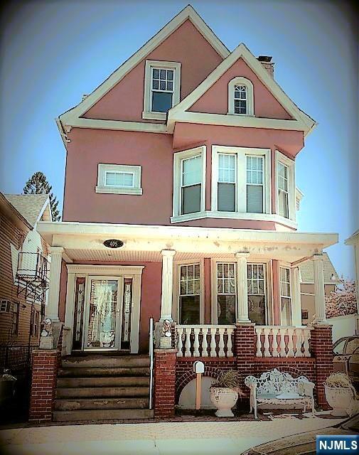 Building Photo - 403-405-405 Davis Ave