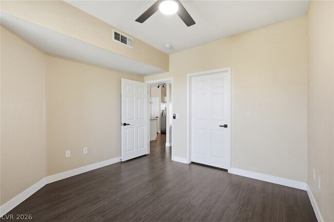 Foto del edificio - 10550 W Alexander Rd