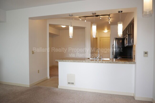 Foto del edificio - 5450 Leary Ave NW