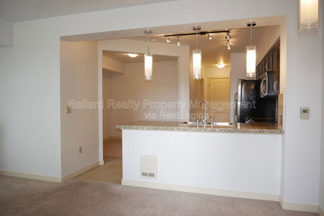 Building Photo - 5450 Leary Ave NW