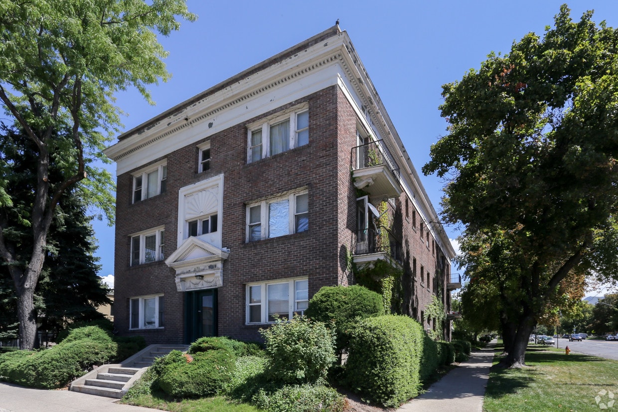 Primary Photo - Malo Apartments
