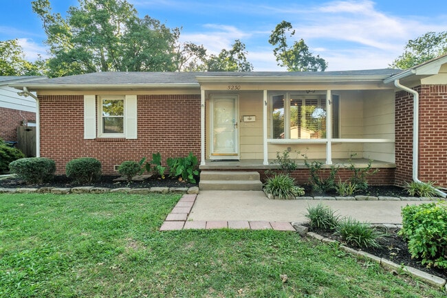 Building Photo - 5230 S Marion Ave