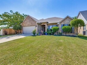 Building Photo - 2609 Plains View Dr
