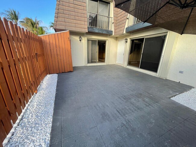 Foto del edificio - 326 Jupiter Lakes Blvd