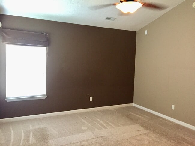Building Photo - 3044 Shady Knoll