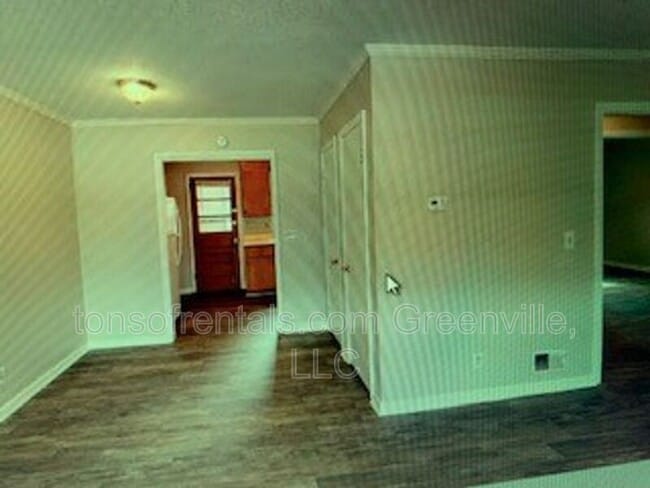 Foto del edificio - 914 Cross Anchor Rd