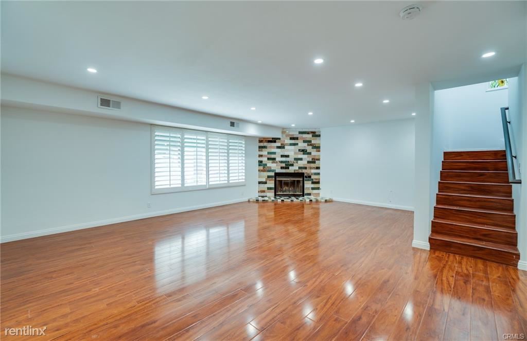 Primary Photo - 3 br, 1.5 bath House - 602 Sinclair Ave