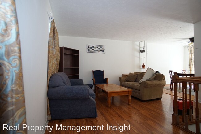 Building Photo - 4 br, 2 bath House - 1106 Lora Lane