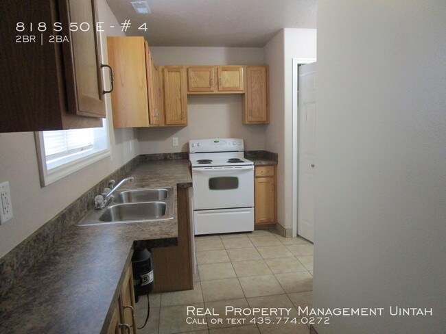 Foto del edificio - 2 Bedroom 1.5 bathroom apartment.