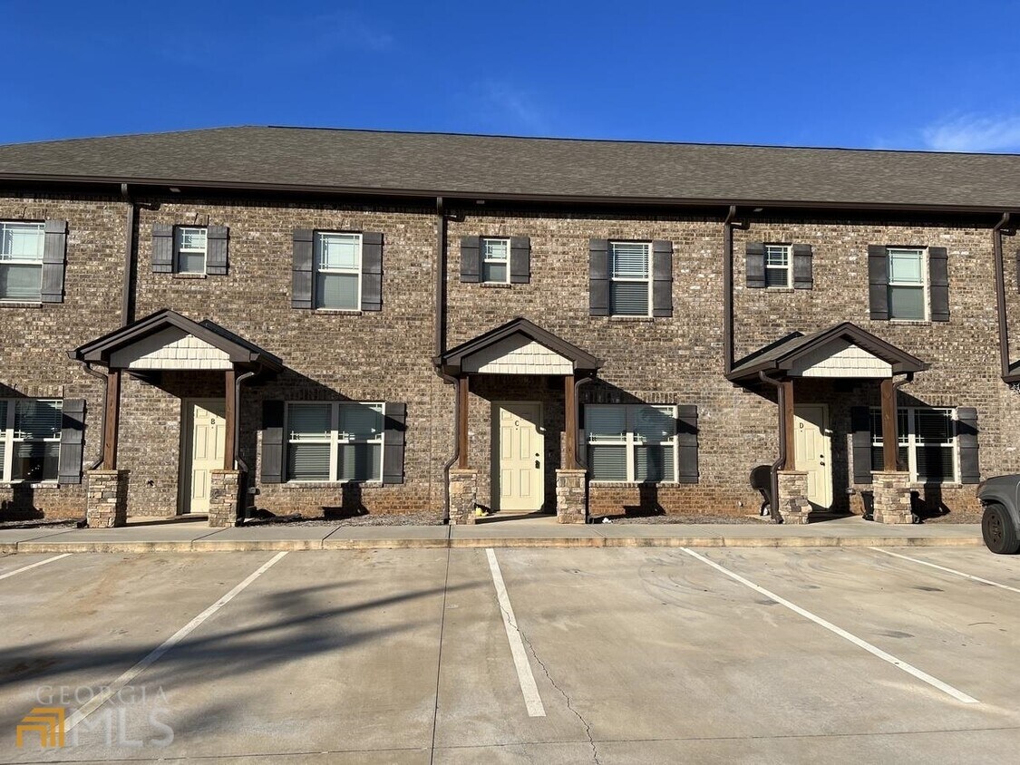 Foto principal - 860 S Harkness St