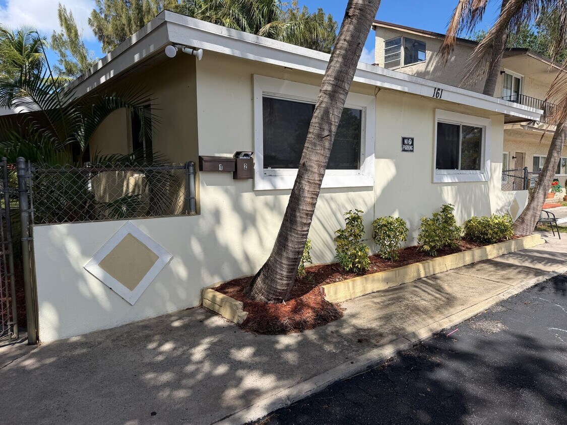 Photo - 161 NW 43 Ct