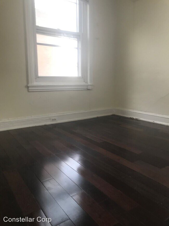 Foto del edificio - 2 br, 1 bath Apartment - 3929 Pine St.