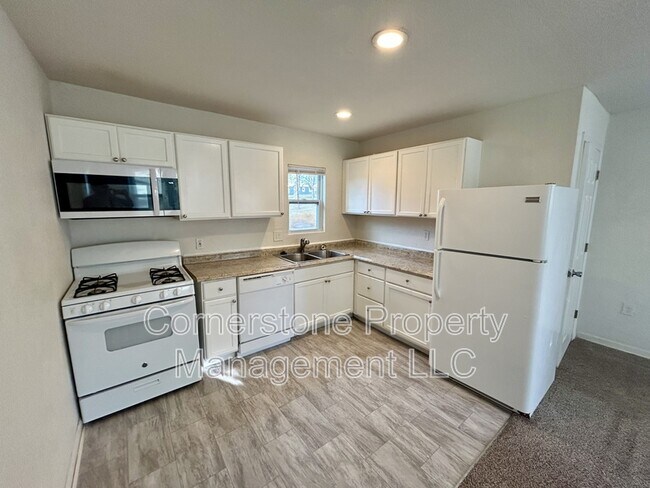 Foto del edificio - 34040 W 84th St