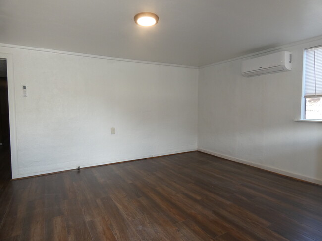 Foto del edificio - 324 Pearl St