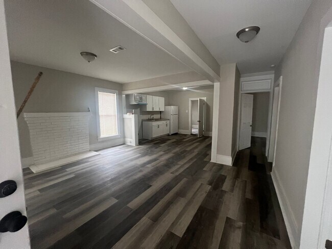 Building Photo - 3 Bedroom Single Family Home in Jacksonville