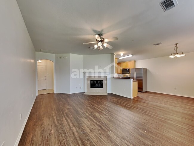 Foto del edificio - 202 Splintered Arrow Dr