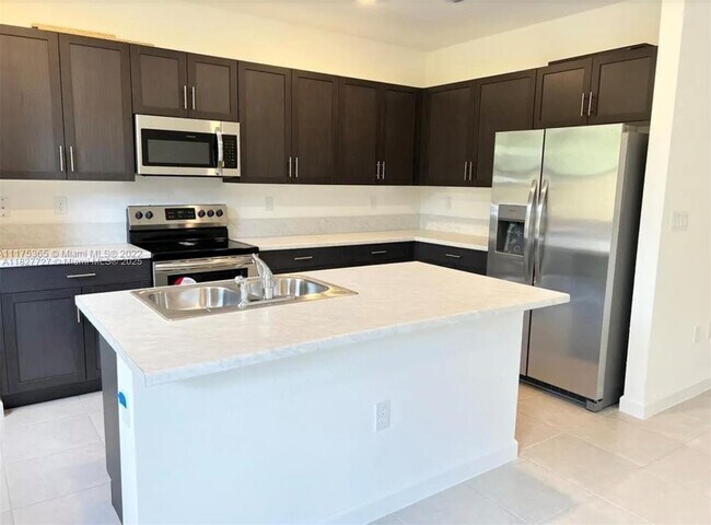 Foto del edificio - 24462 SW 119th Pl