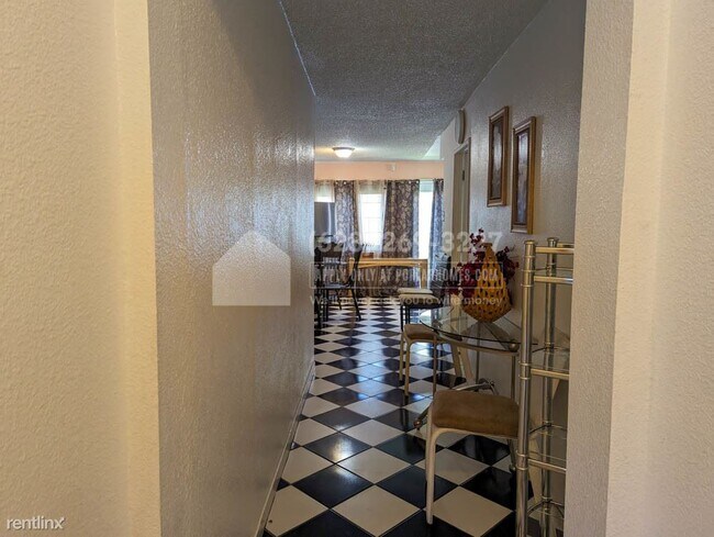 Building Photo - 6 br, 3 bath House - 944 De Met Dr -