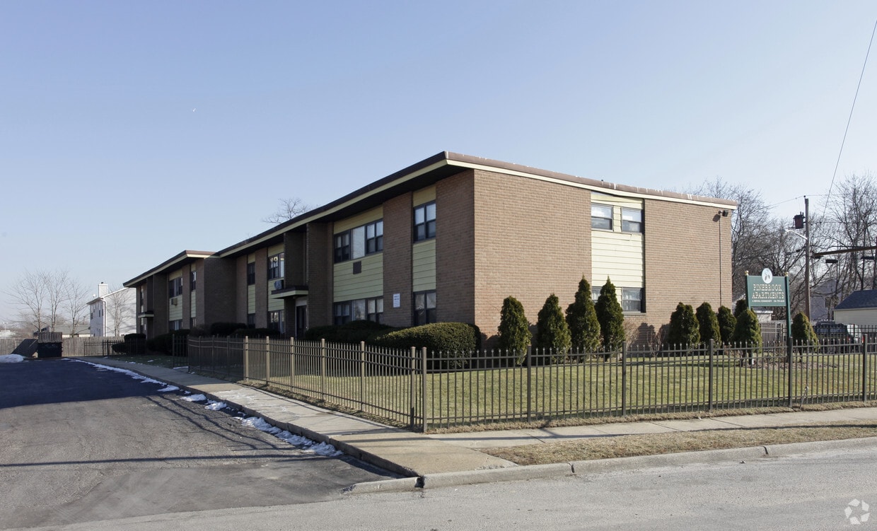 Primary Photo - 155-159 Nassau Ave