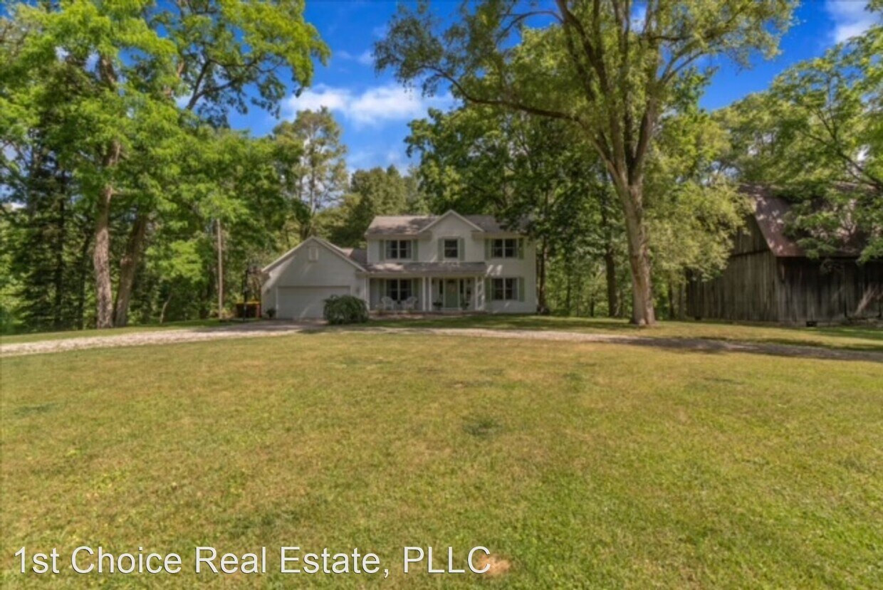 Primary Photo - 5 br, 2.5 bath House - 174 Newman Rd