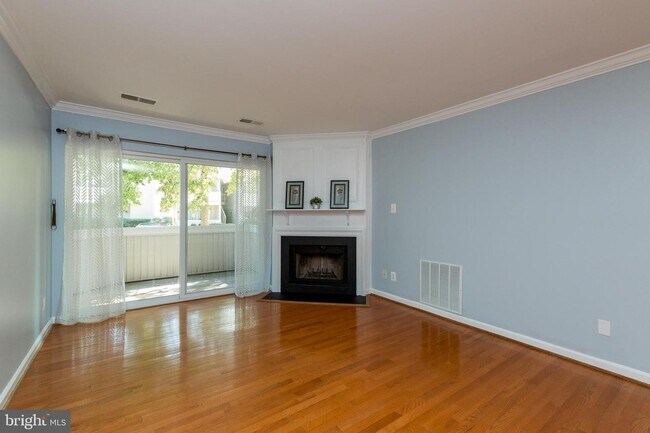 Foto del edificio - 18202 Chalet Dr