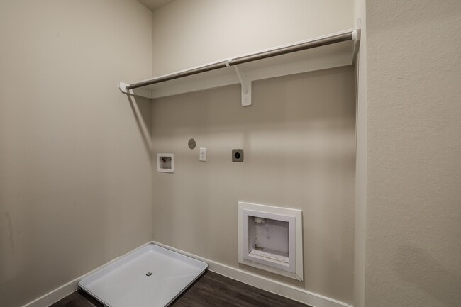 Foto del edificio - 18519 Centro Row