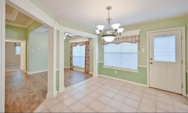 Building Photo - Super Cute 3 Bedroom Home in the Heart of Waxahachie