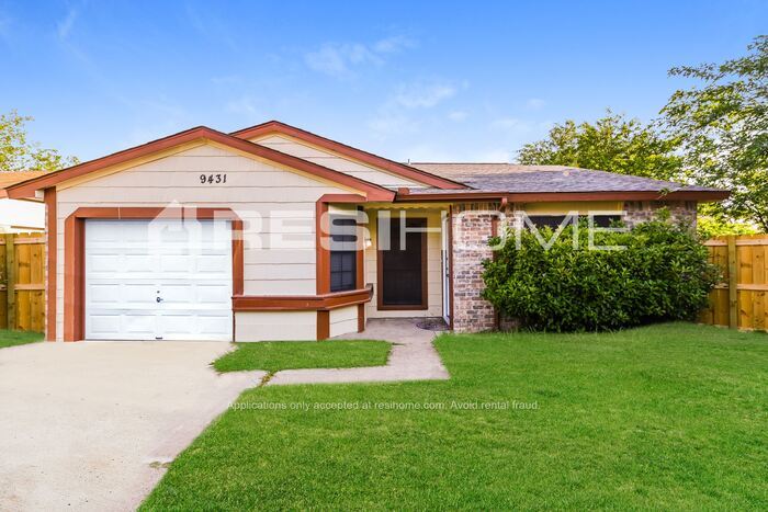 Primary Photo - 9431 Kerrville Street