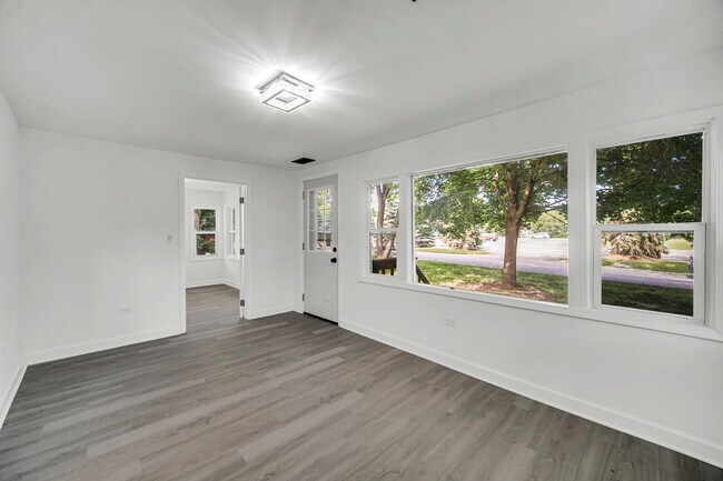 Foto del edificio - 34904 N Carvis Dr