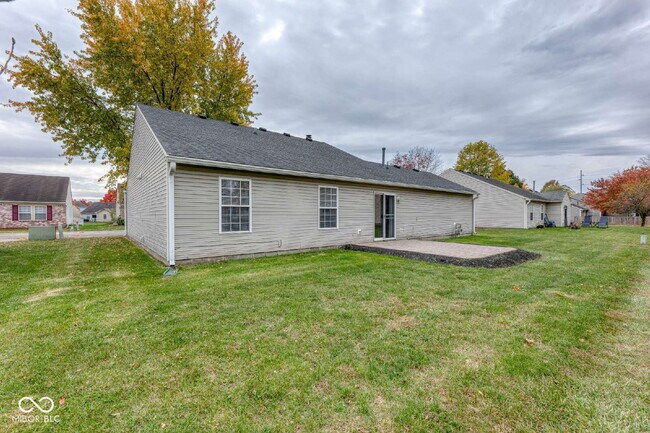 Foto del edificio - 8520 Lincoln Ct