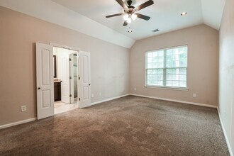 Building Photo - 10506 Chateau Ln