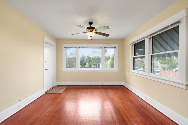 Building Photo - 505 E Olive Ave