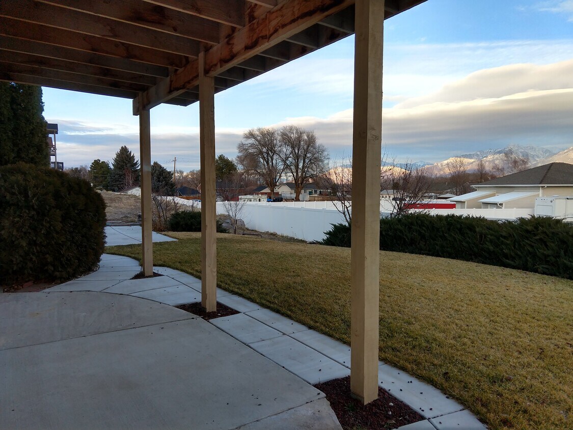 14659 S 1690 W Unit Basement, Bluffdale, UT 84065 14659 S 1690 W