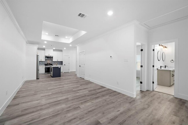 Building Photo - 5807 Texas St