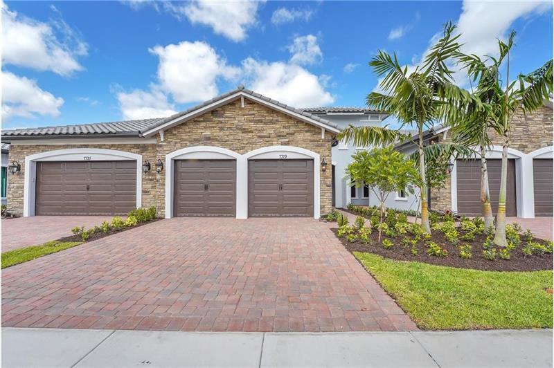 Foto del edificio - 7719 S Blue Spring Dr