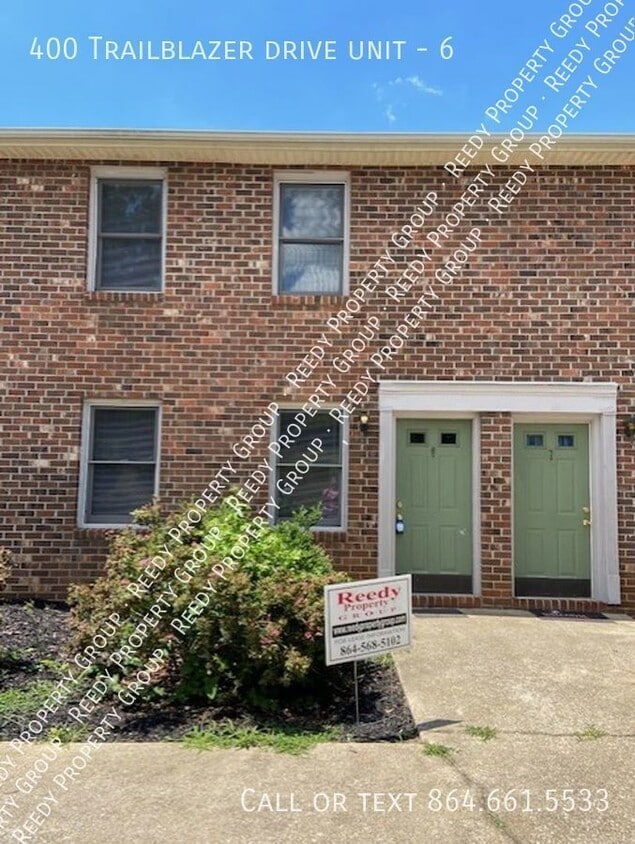 400 Trailblazer Dr Unit 6, Travelers Rest, SC 29690 Room for Rent in