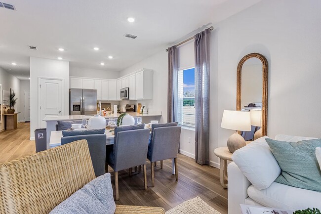 Photo - 563 Holly Lks Dr Townhome