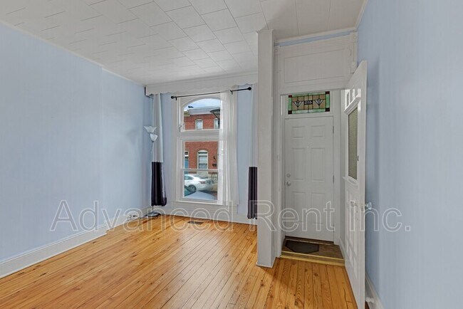Foto del edificio - 415 S Robinson St