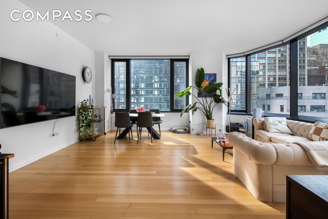 50 United Nations Plaza Unit 11D, New York, NY 10017 Room for Rent in