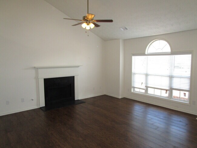 Building Photo - 2325 Carlysle Cove Dr