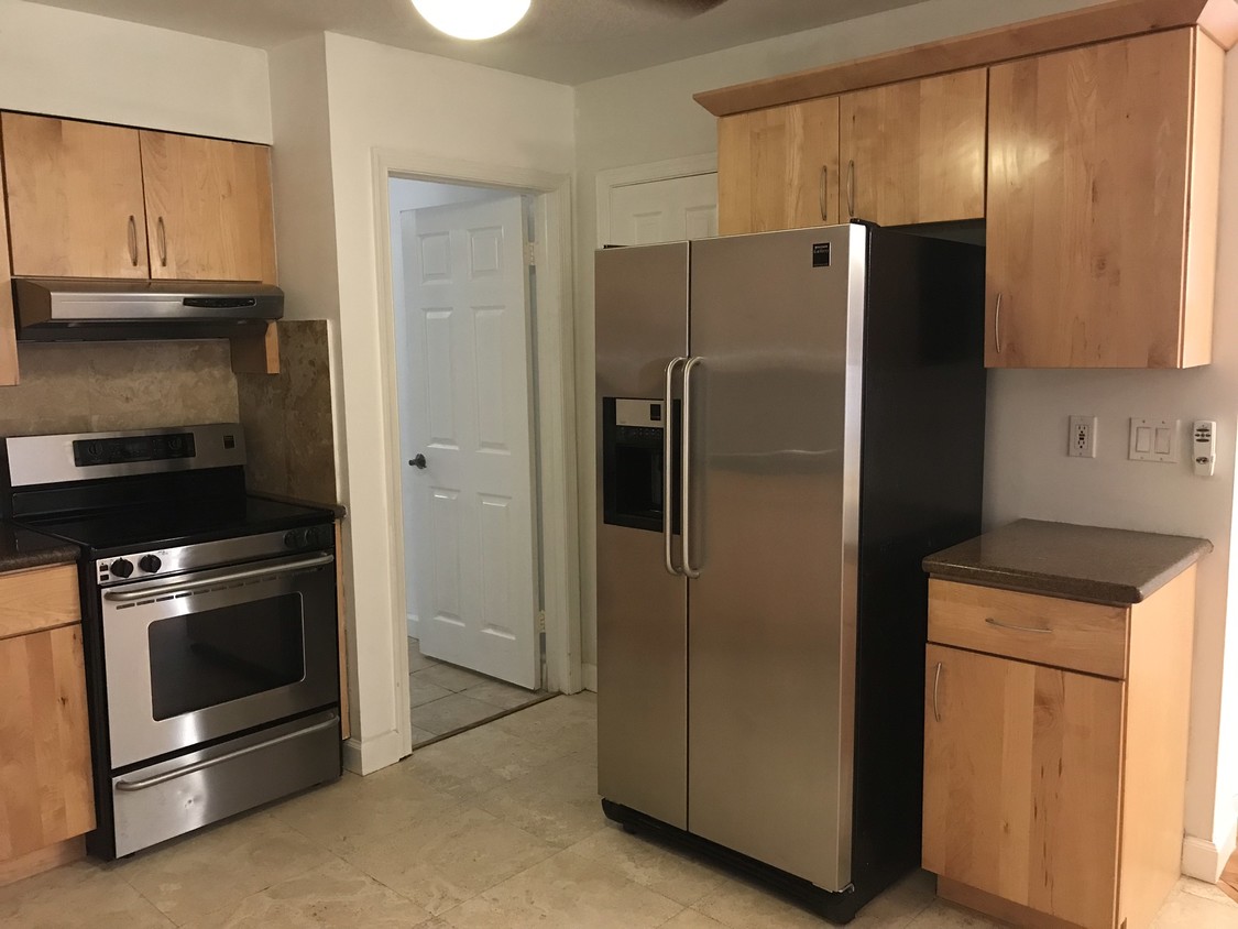 Foto principal - 1200 Euclid Ave