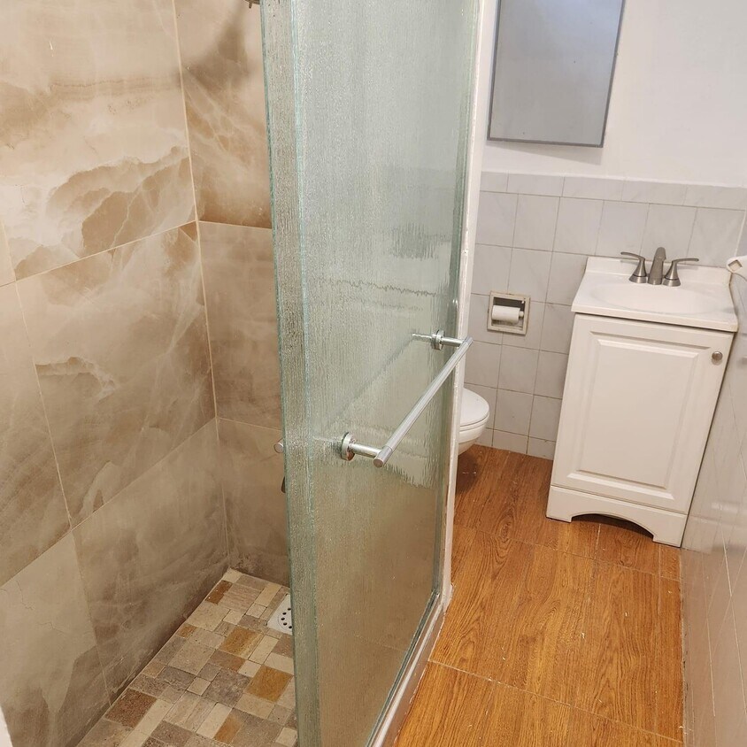 Foto principal - 220-26 Merrick Blvd