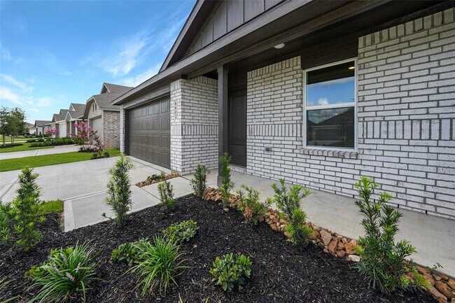 Foto del edificio - 6602 Tricolor Beech Ln