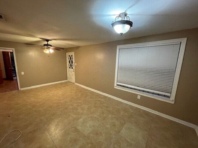 Foto del edificio - 1336 N 29th St