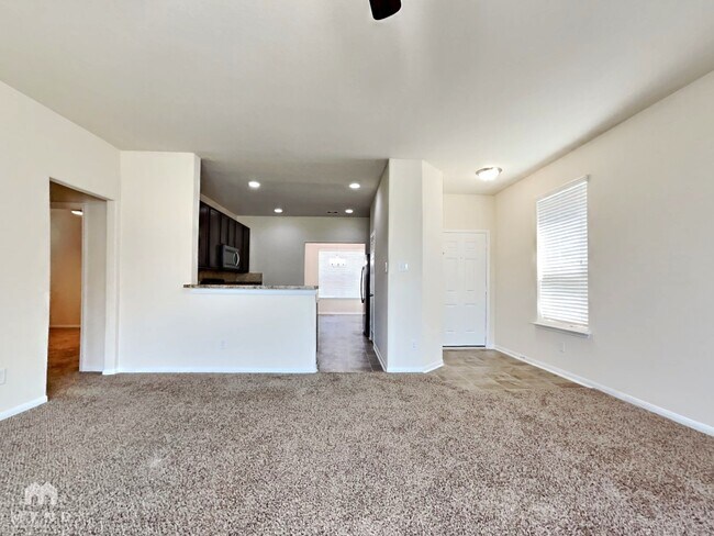 Foto del edificio - 15315 Signal Ridge Way