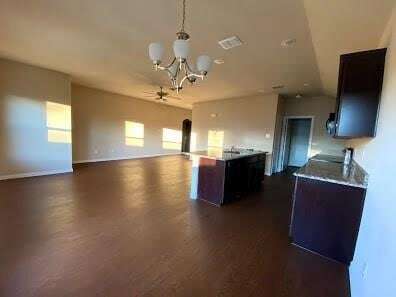 Foto del edificio - 2853 Mesquite Rd