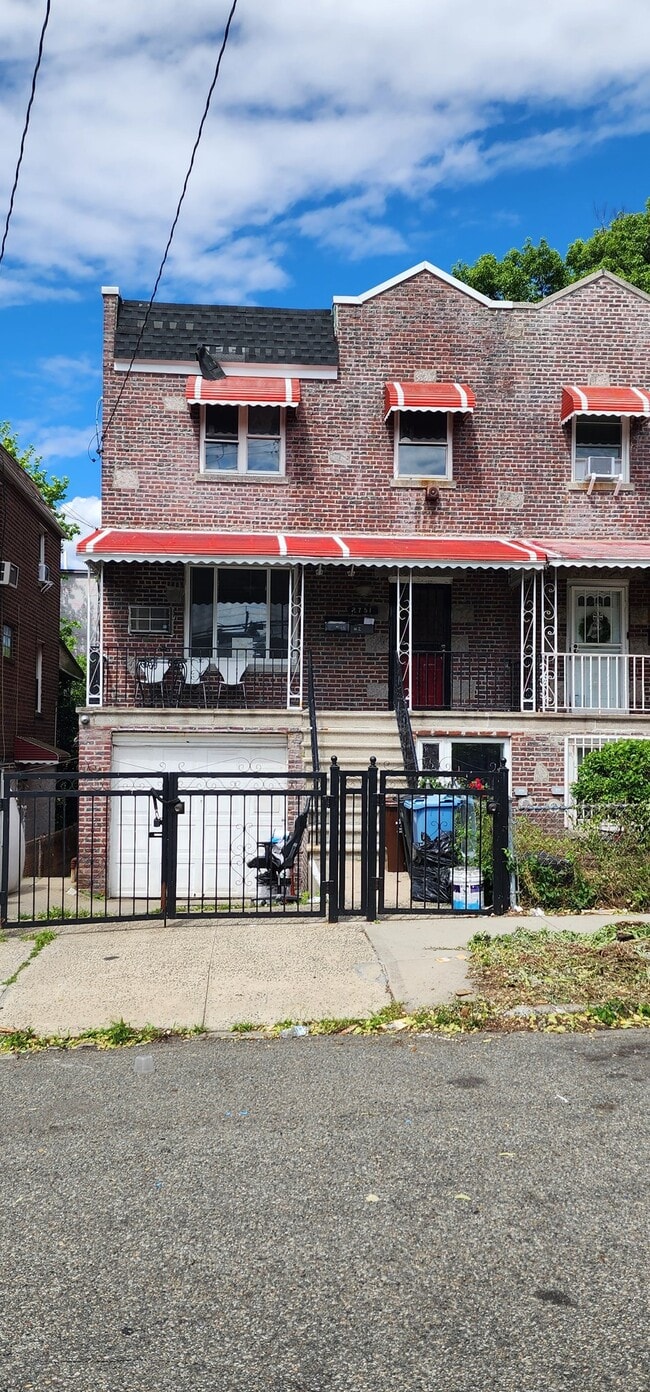 Building Photo - 2751 Fish Ave