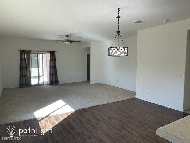 Building Photo - 3 br, 2 bath House - 19506 N Rose Court UNIT