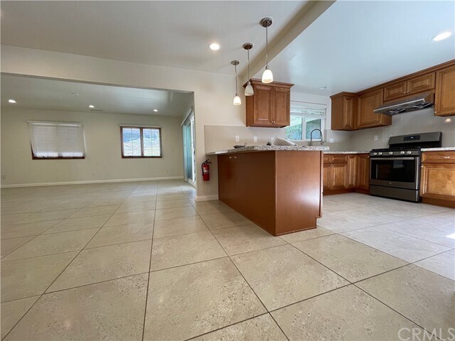 Building Photo - 21517 Pathfinder Rd