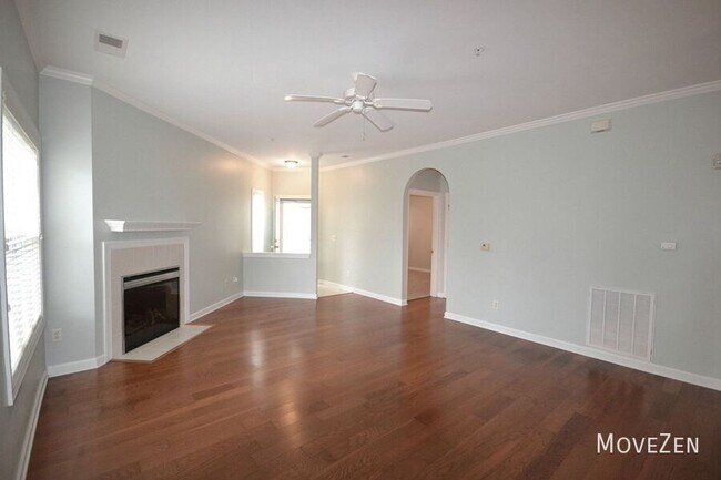 Foto del edificio - 210 Fullford Ln